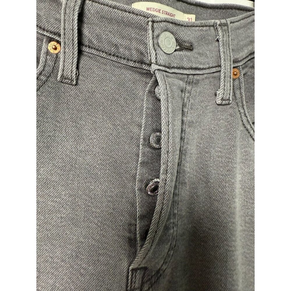 Levi's Women's Wedgie Straight Leg Charcoal Demin Jeans - Size 31 - Picture 3 of 12